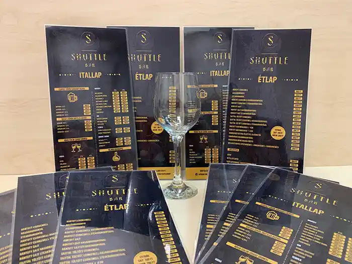 tasaklaminált étlap, itallap